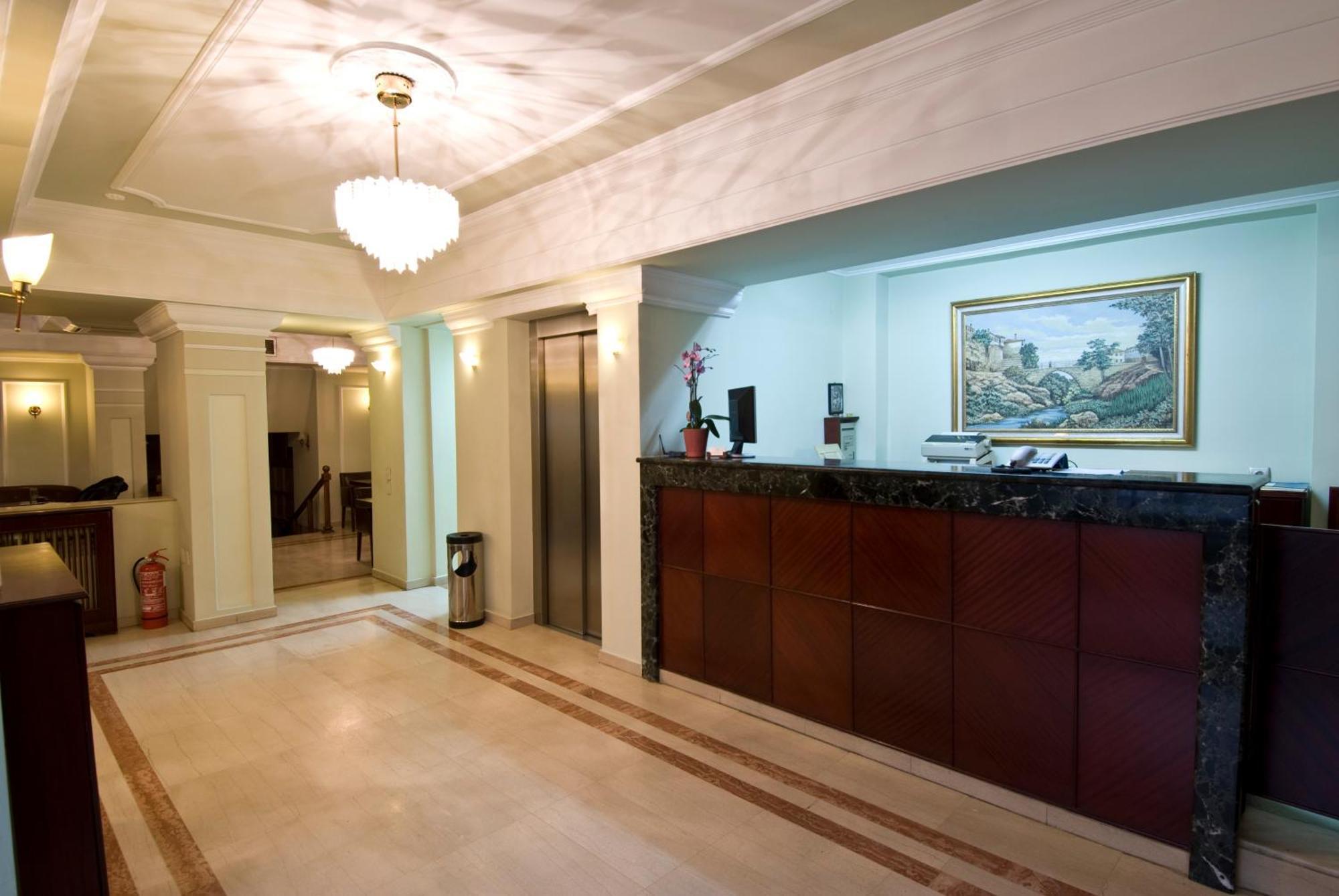 Elia Hotel 3*