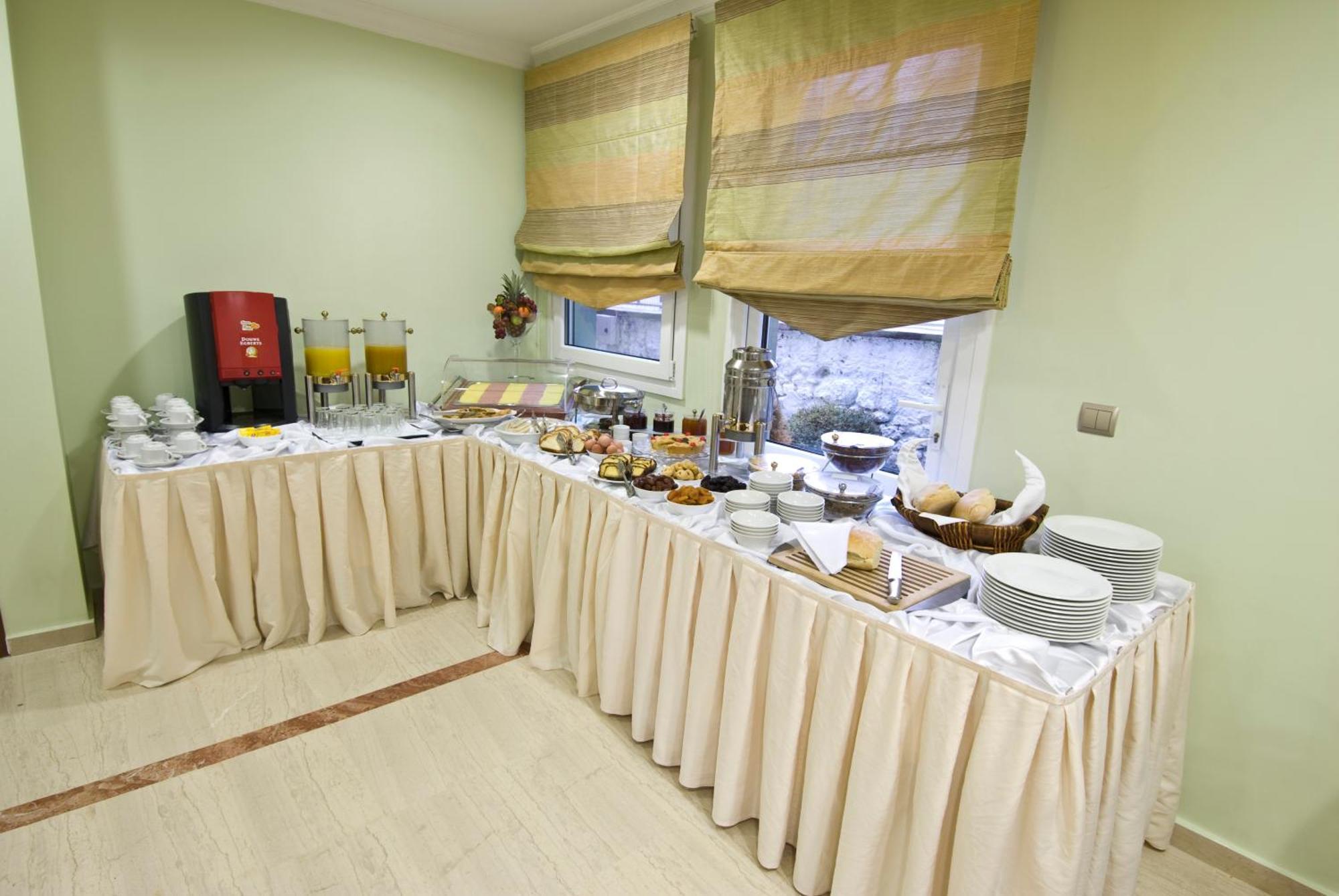 Elia Hotel